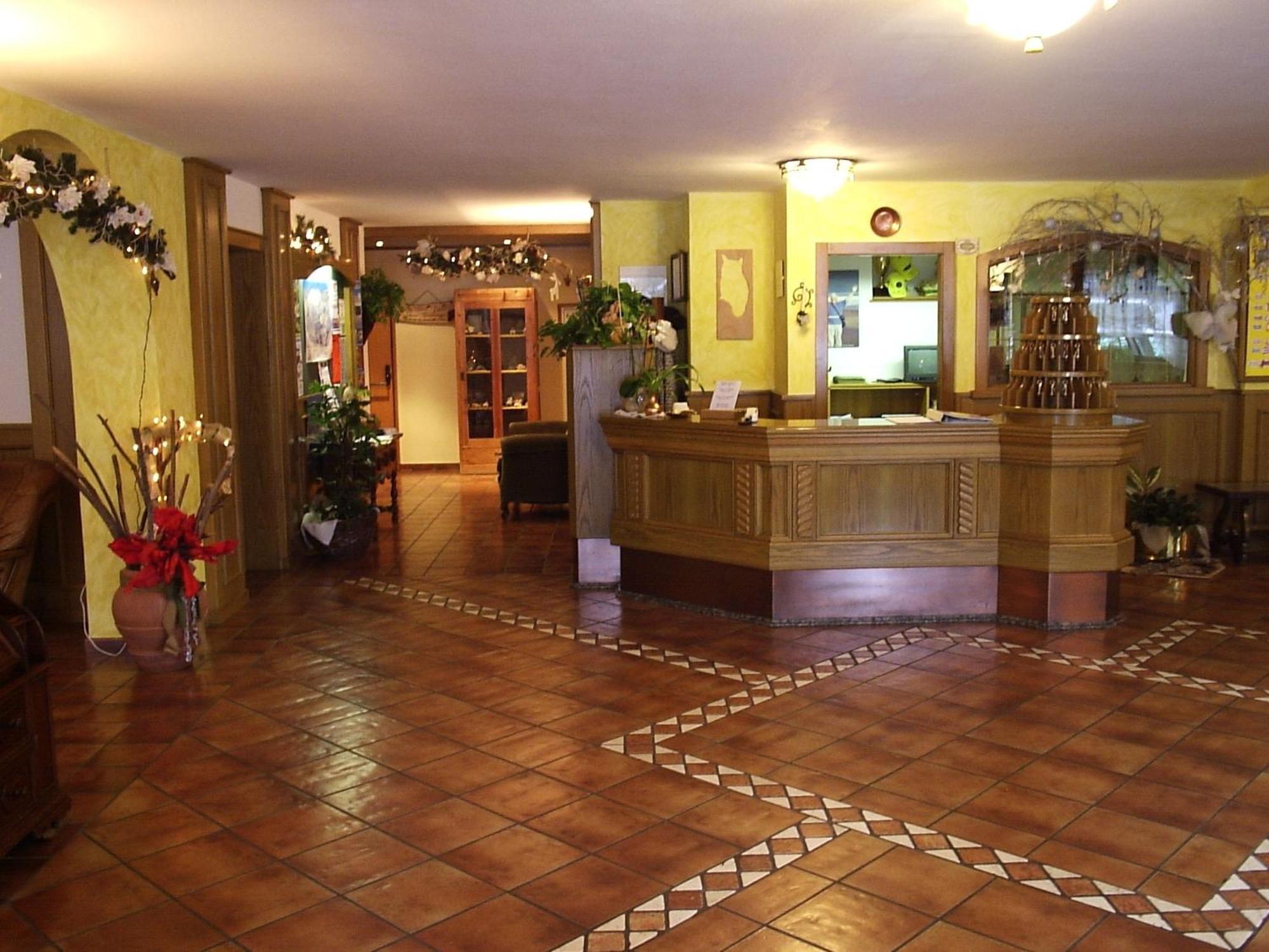 Hotel La Baita Андало Екстер'єр фото